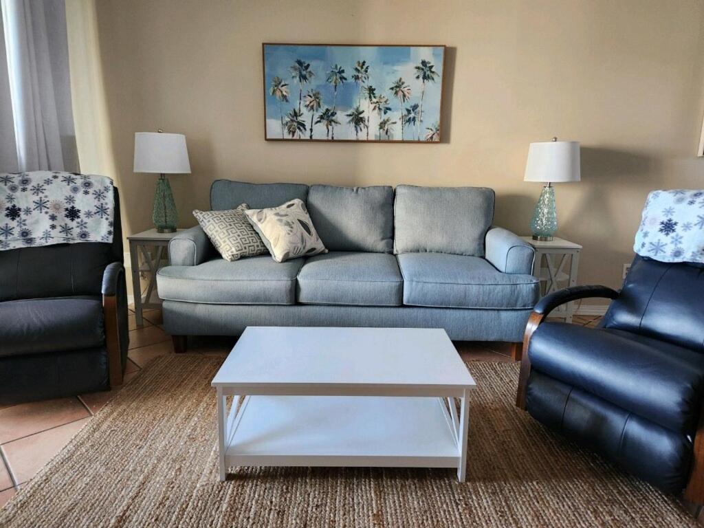 Seaside Orange Beach Luaran gambar